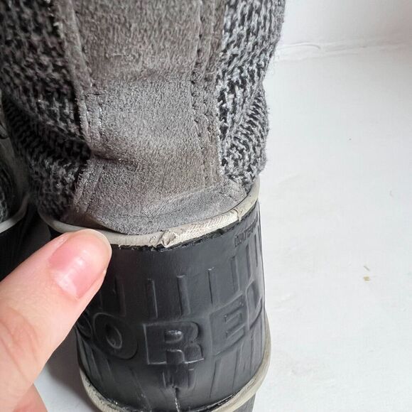 Sorel Joan of Arctic Winter Boots Grey and Black Houndstooth Fur Lined Size 7.5 - Picture 9 of 10